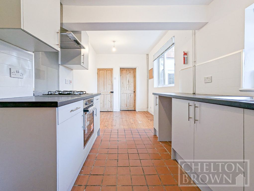 Property photo 2 of 22 Kitchen