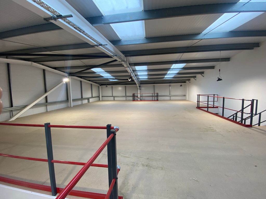 Property photo 1 of 1