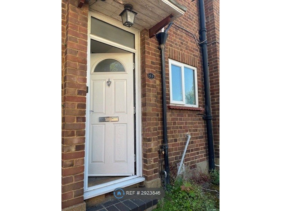 Property photo 3 of 30 Main Door