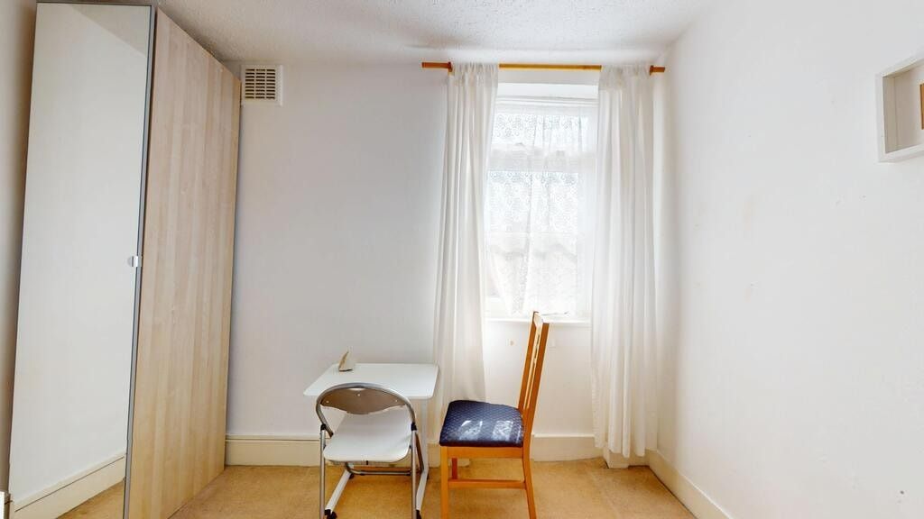 Property photo 1 of 36