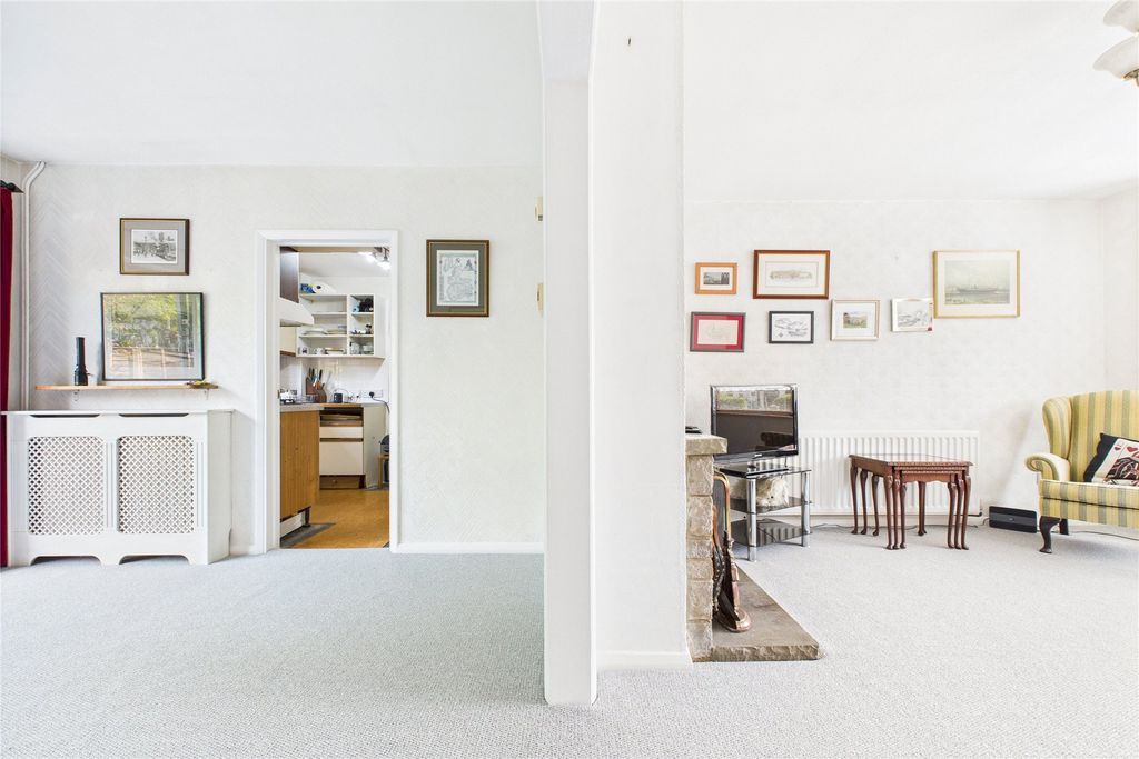 Property photo 3 of 10 Picture No. 04
