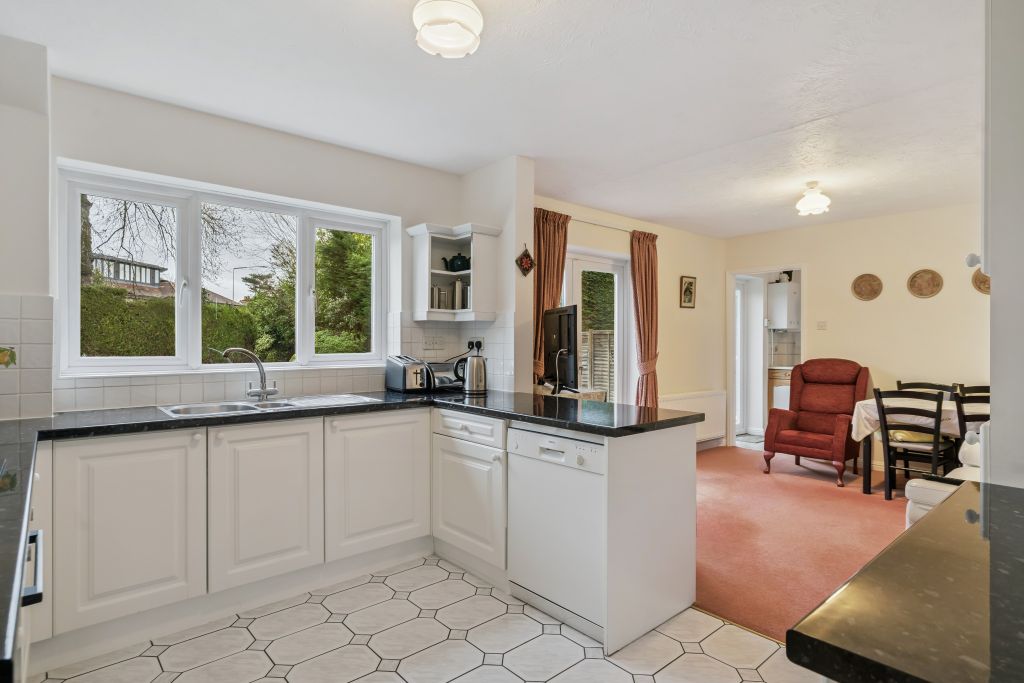 Property photo 3 of 20