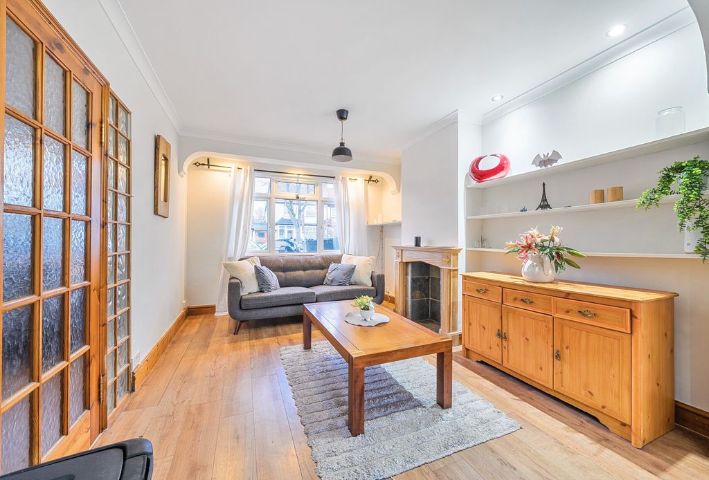 Property photo 2 of 11 1396904-14-6963Fd...