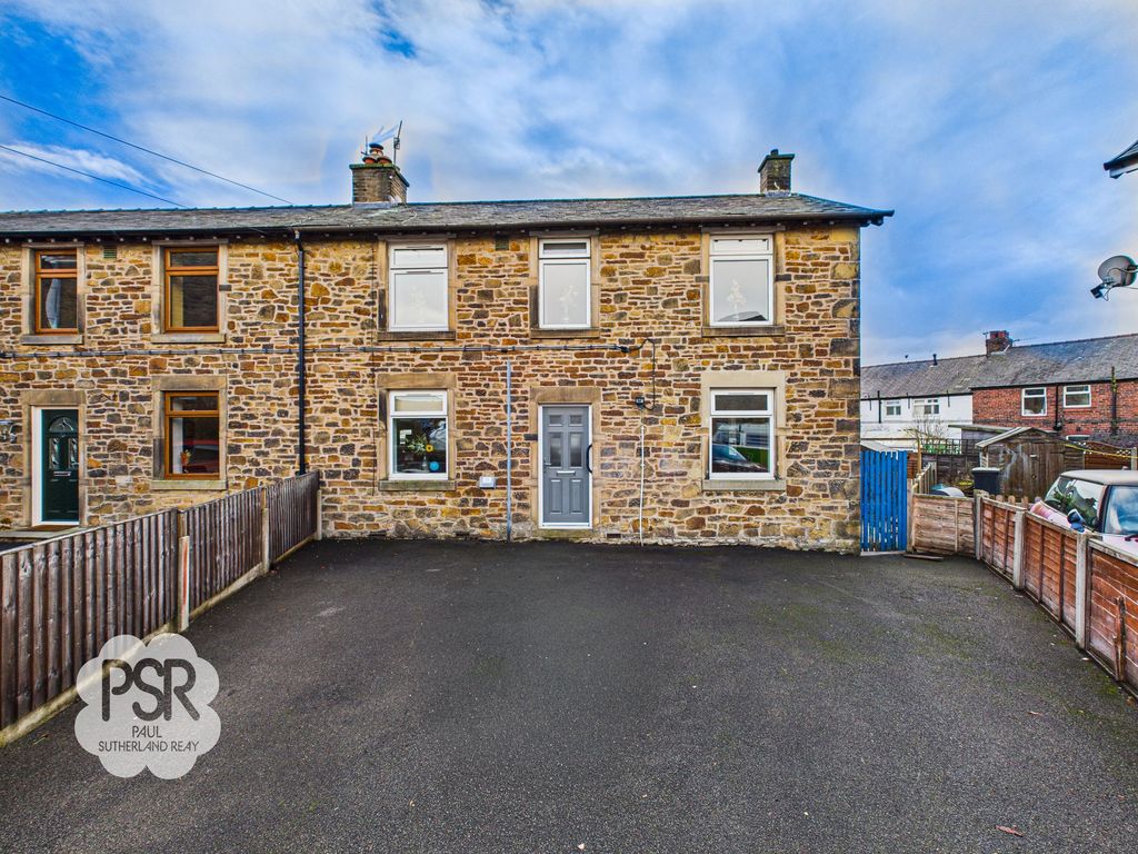 Property photo 1 of 31