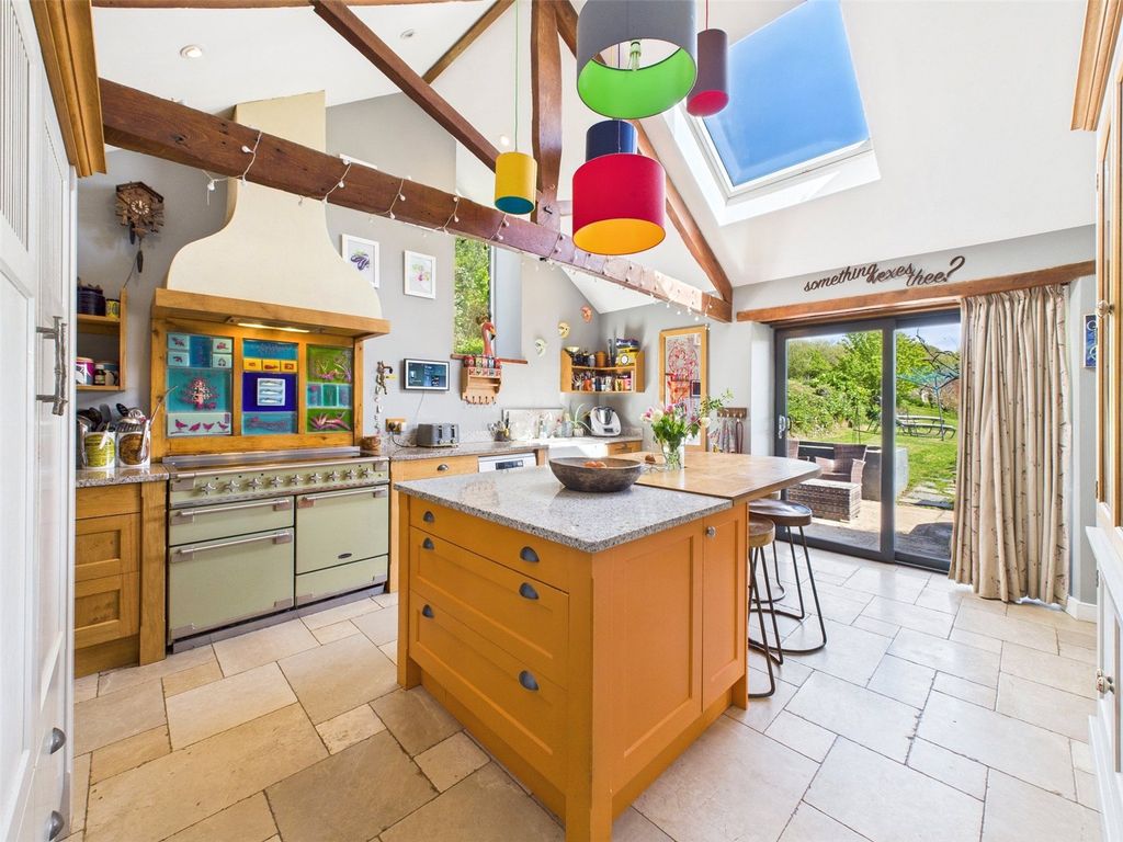 Property photo 3 of 54 Kitchen