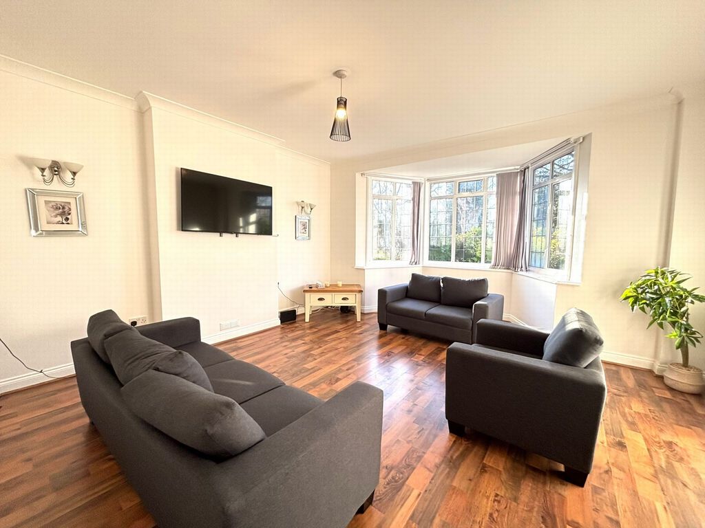 Property photo 2 of 10 Reception Room