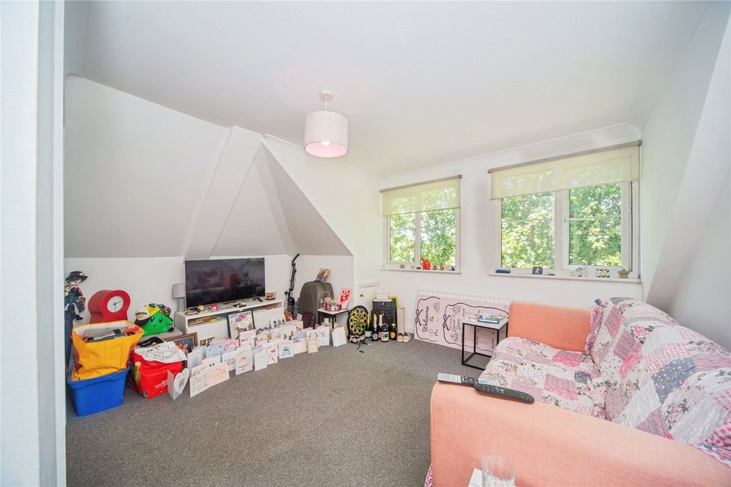 Property photo 2 of 8 Picture No. 07