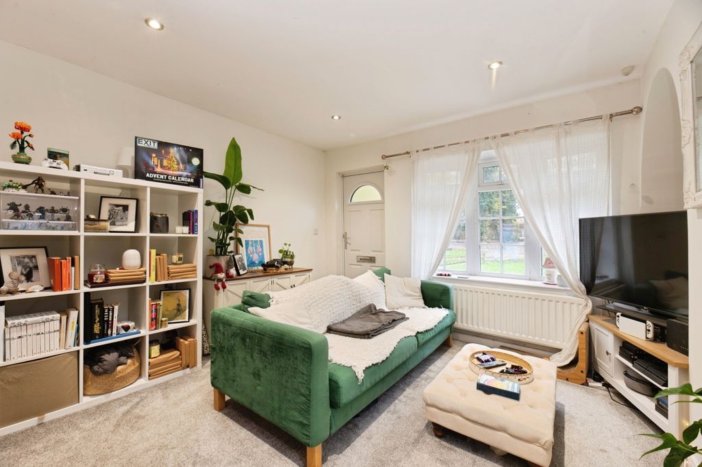 Property photo 2 of 13 Pbox-Img.Jpg