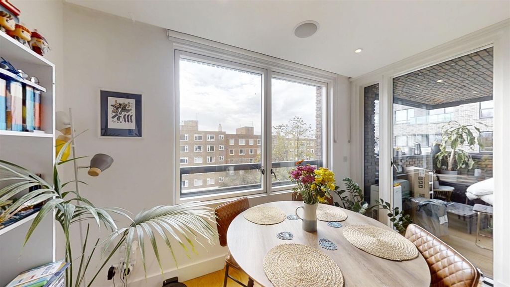 Property photo 2 of 10 121-Upper-Richmond-Road-11062025_093506.Jpg