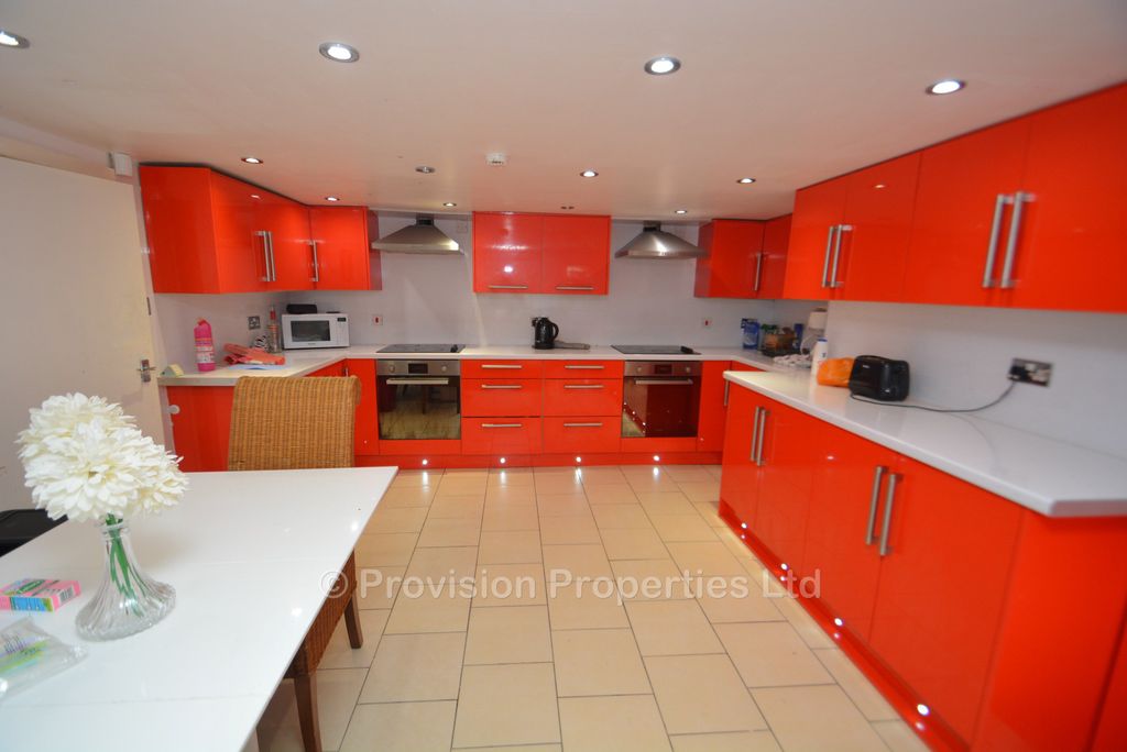 Property photo 2 of 9 Photo