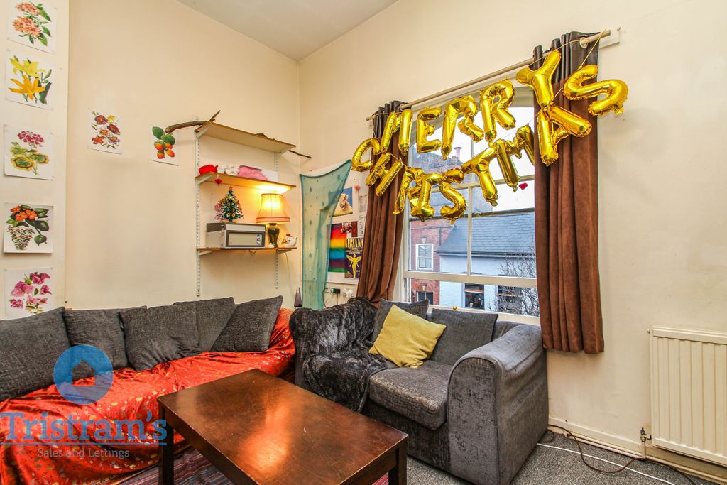 Property photo 3 of 15 Img_4636