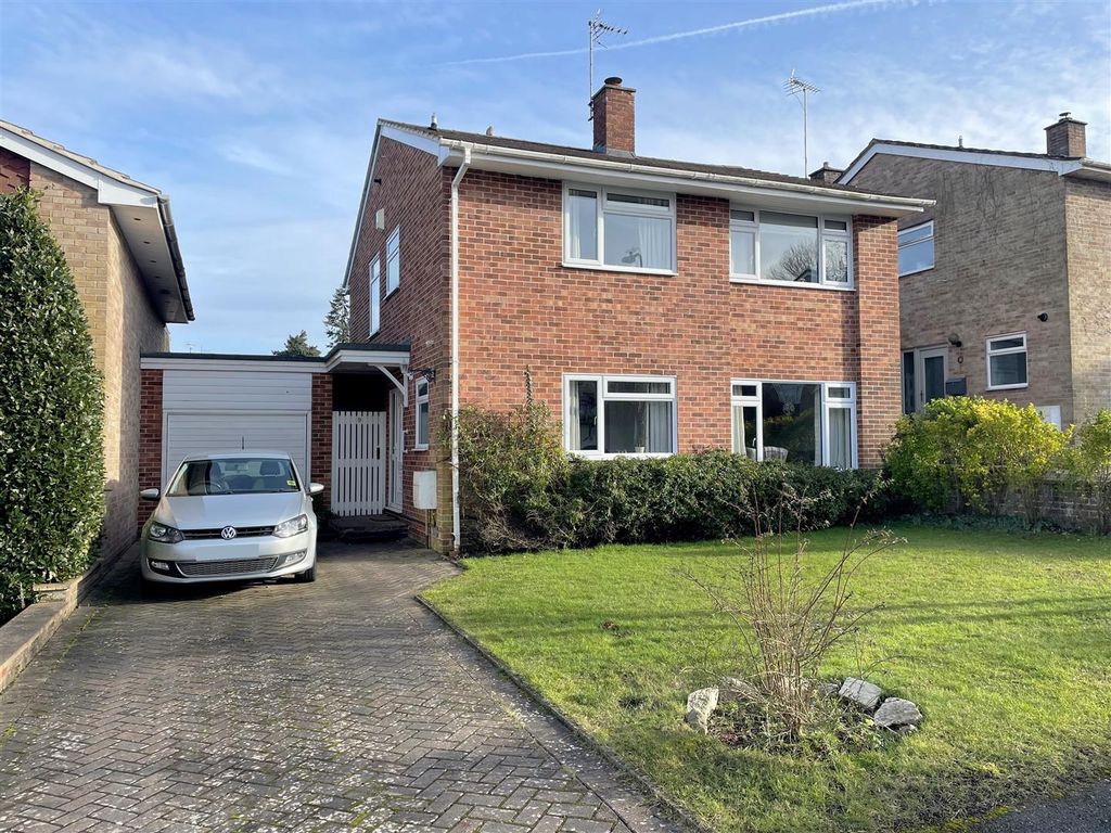 Property photo 1 of 21 1 Front.Jpg