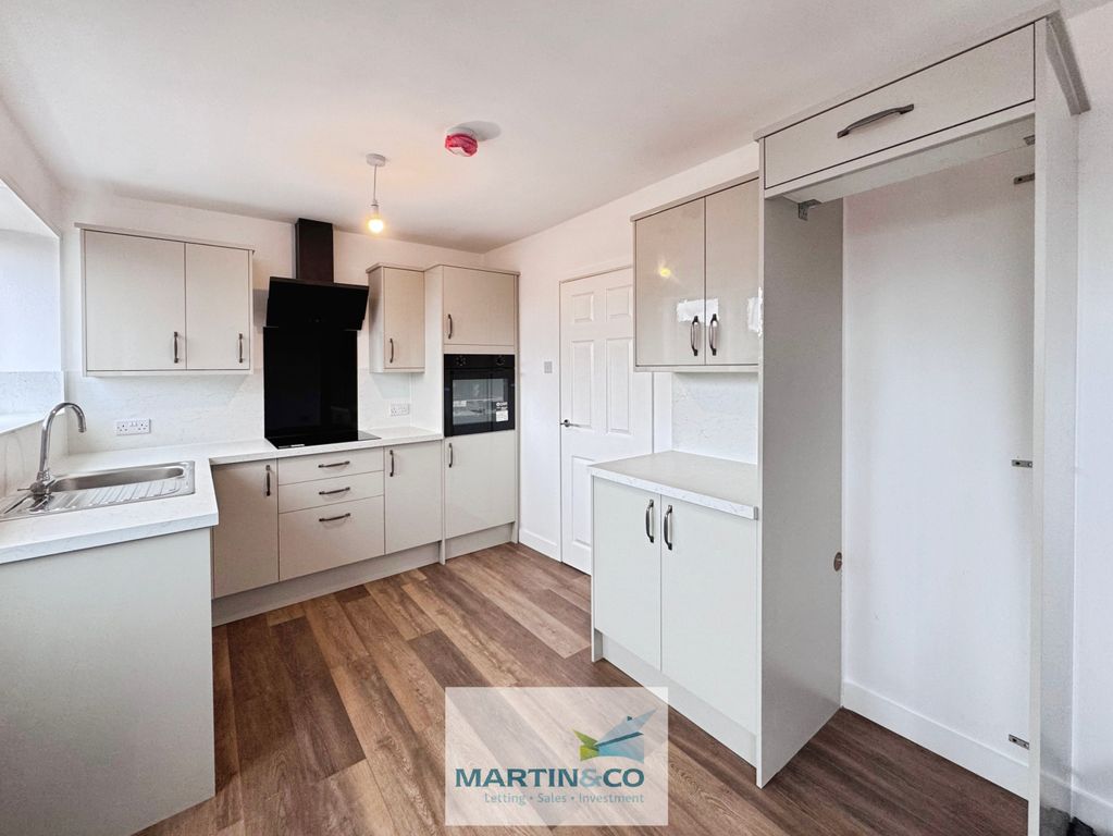Property photo 2 of 14 c982B2F5-Img_4961