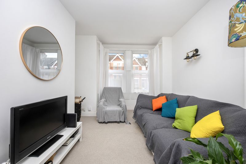 Property photo 3 of 19 Photo 4