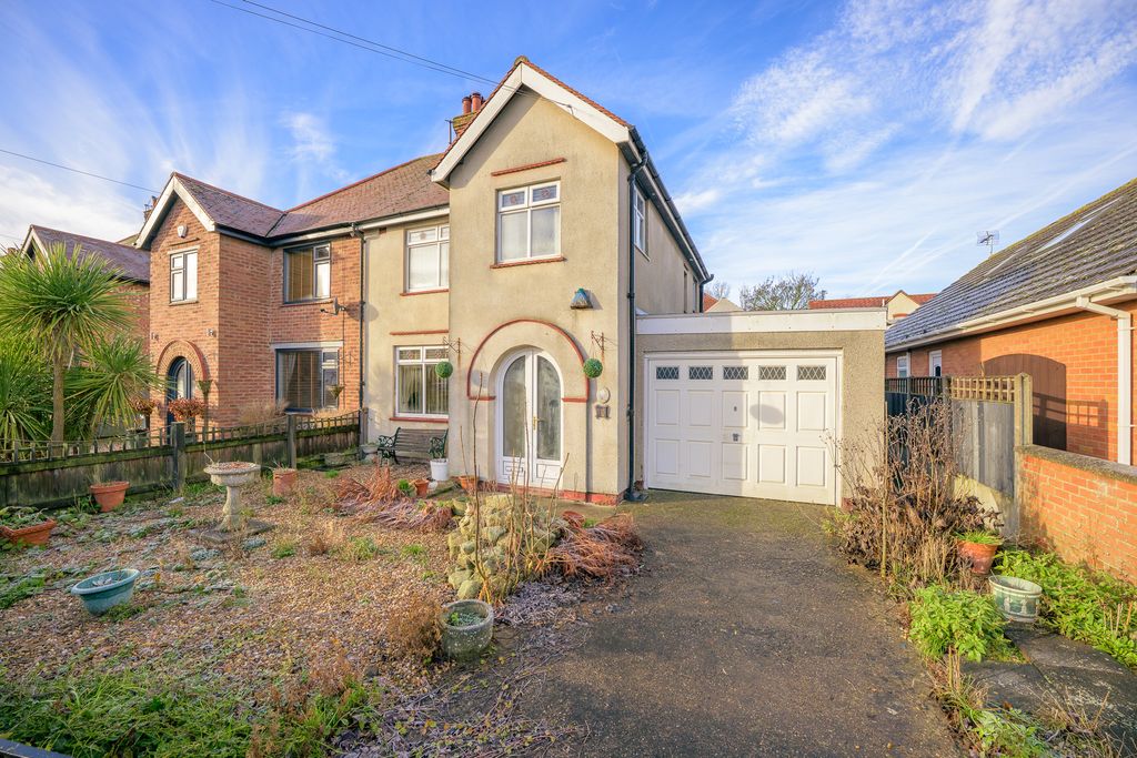 Property photo 1 of 21