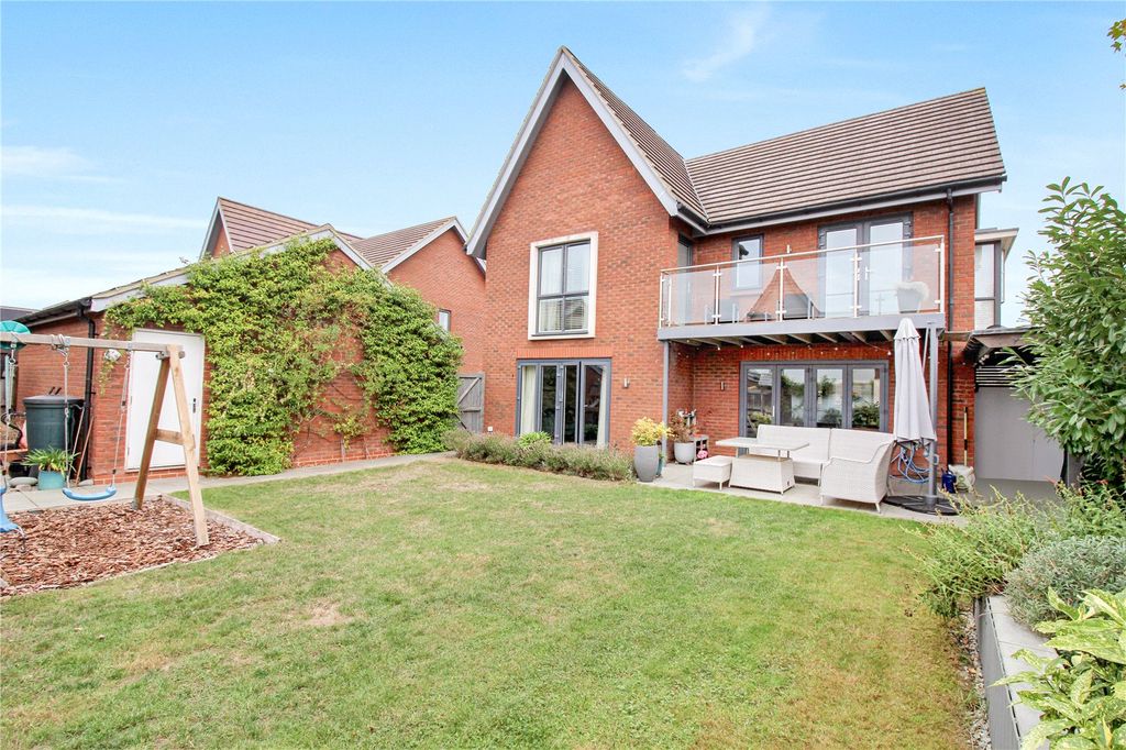 Property photo 2 of 23 Picture No. 33