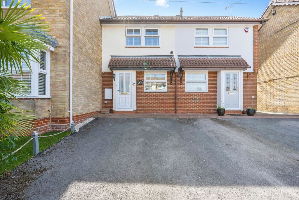Property photo 1 of 9 Pbox-Img.Jpg