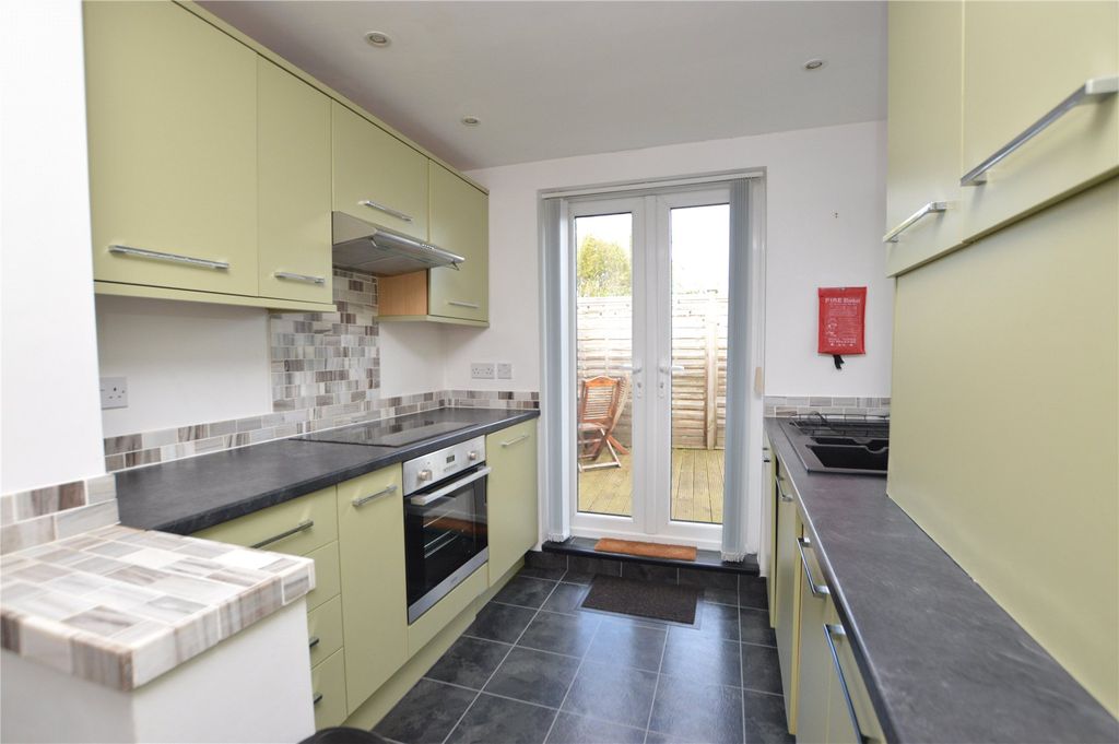 Property photo 3 of 8 Picture No. 04