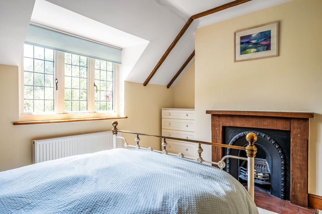 Additional image 22 of 4 bed country house for saleItchingwood Common Road, Limpsfield, Oxted, Surrey RH8