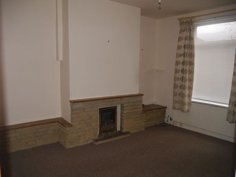Property photo 2 of 7 Photo 2