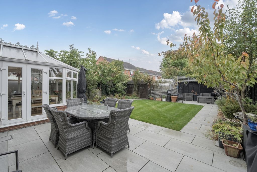 Property photo 2 of 23 1365578-1-68Ed0Fac460Cb