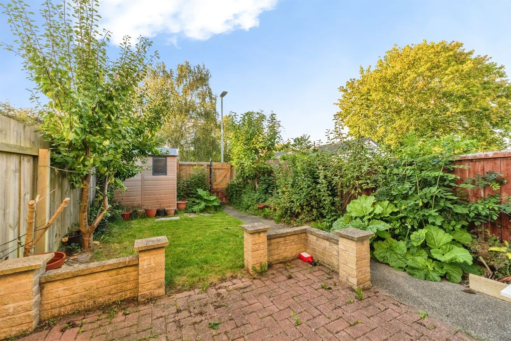 Property photo 3 of 19