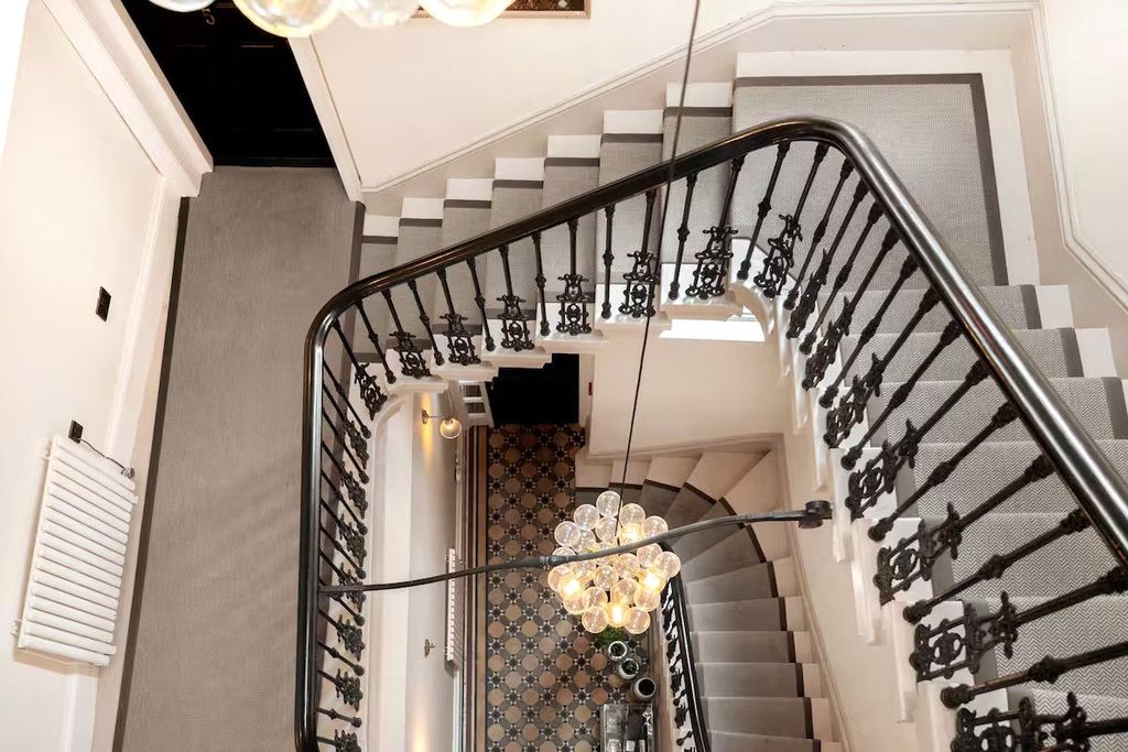 Property photo 2 of 12 Staircase