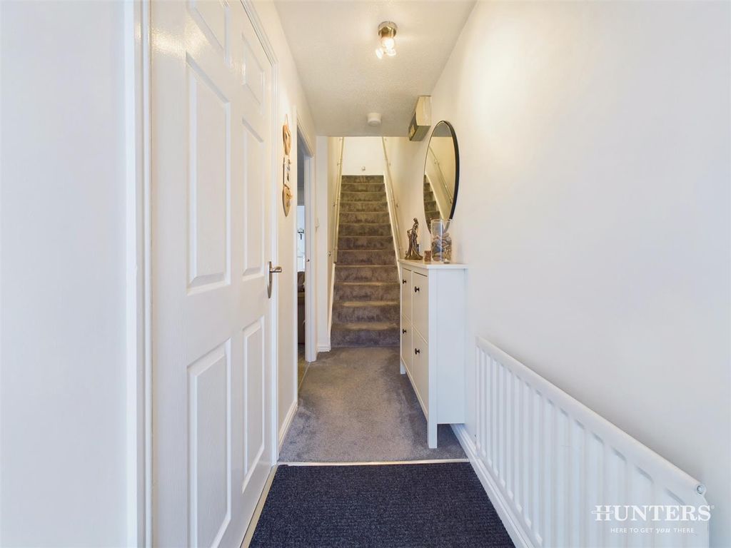 Property photo 3 of 24 Cam02274G0-Pr0168-Still009.Jpg