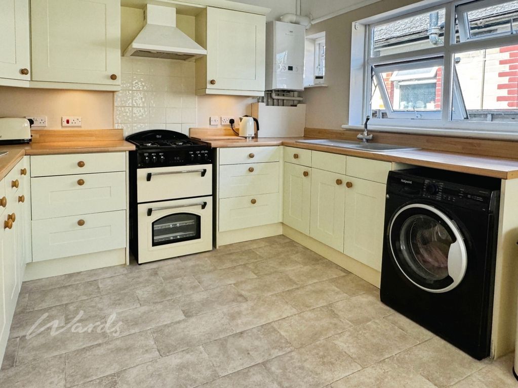 Property photo 2 of 10 4E482Bfd-Img_8916
