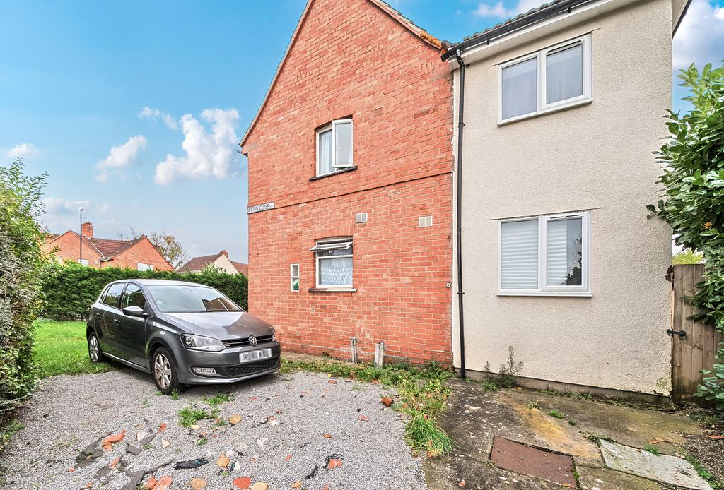 Property photo 3 of 11 1369307-1-6908c60...