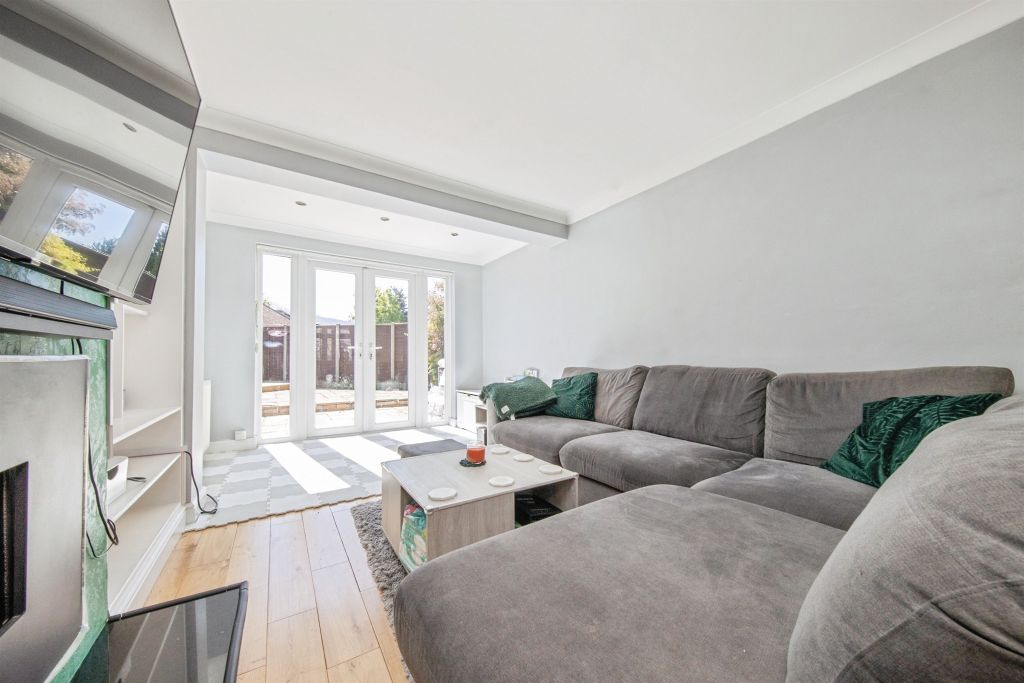 Property photo 3 of 16