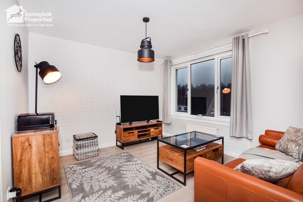 Property photo 2 of 10 Image 1