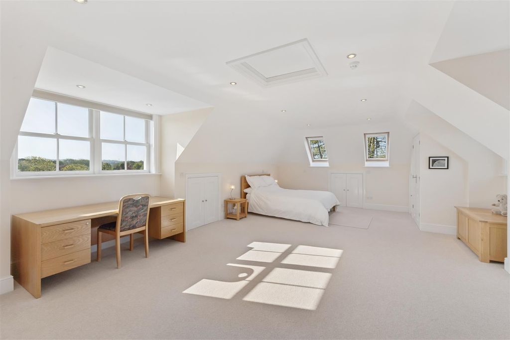 Additional image 20 of 5 bed detached house for saleThe Avenue, Petersfield GU31