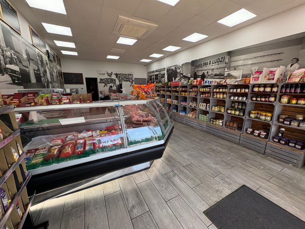 Property photo 1 of 5 Whatsapp Image 2025-10-01 At 16.43.03