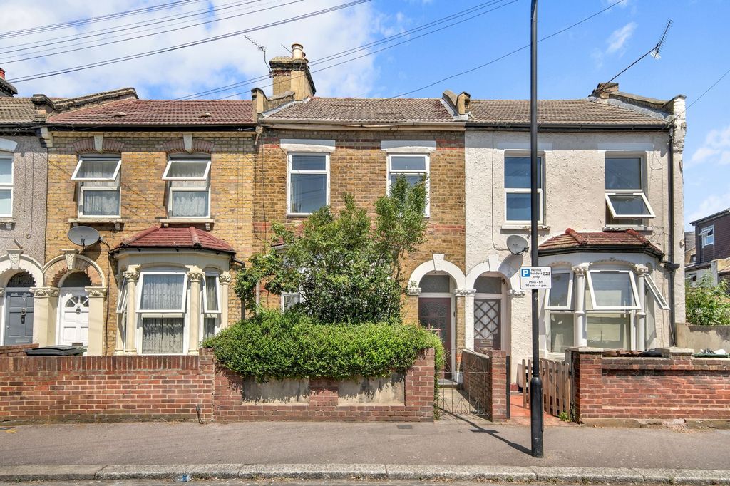 Property photo 1 of 26