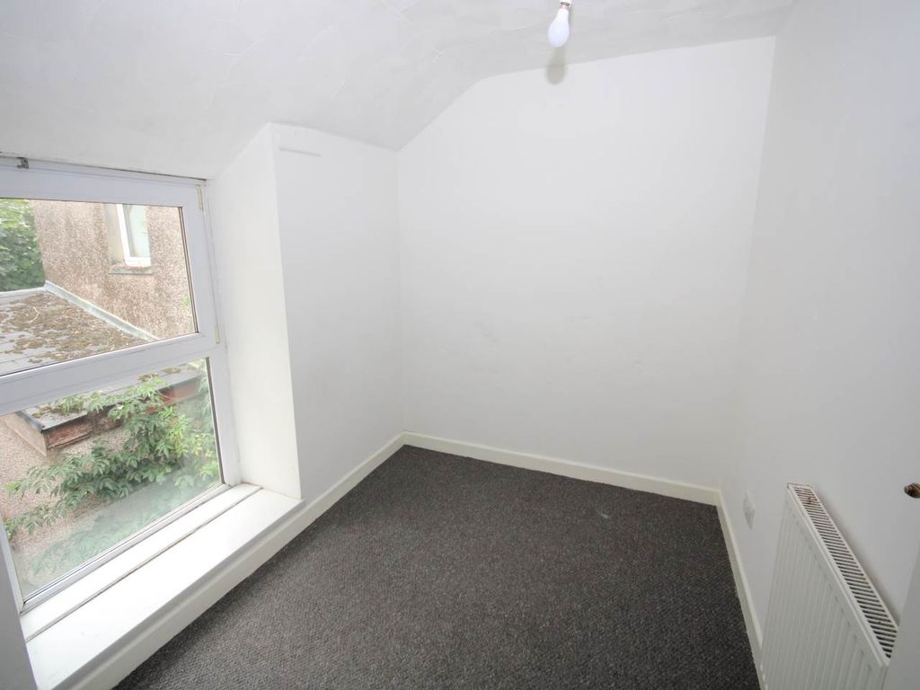 Property photo 2 of 8 Img_2751