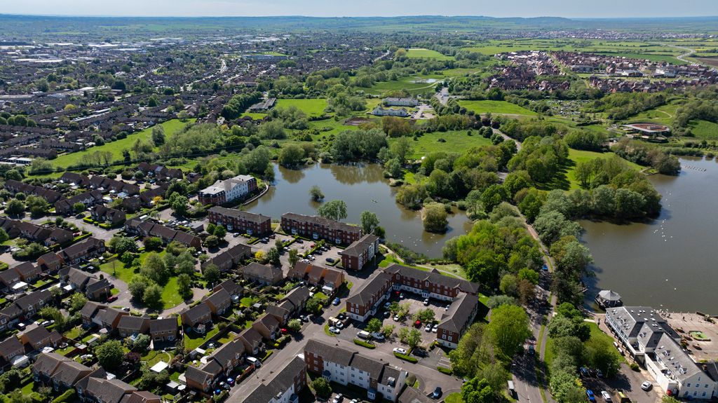Property photo 2 of 15 1-Watermeadow-2