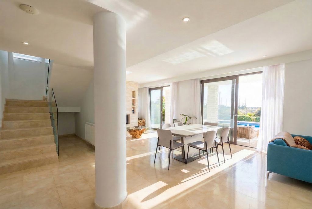 Property photo 3 of 29