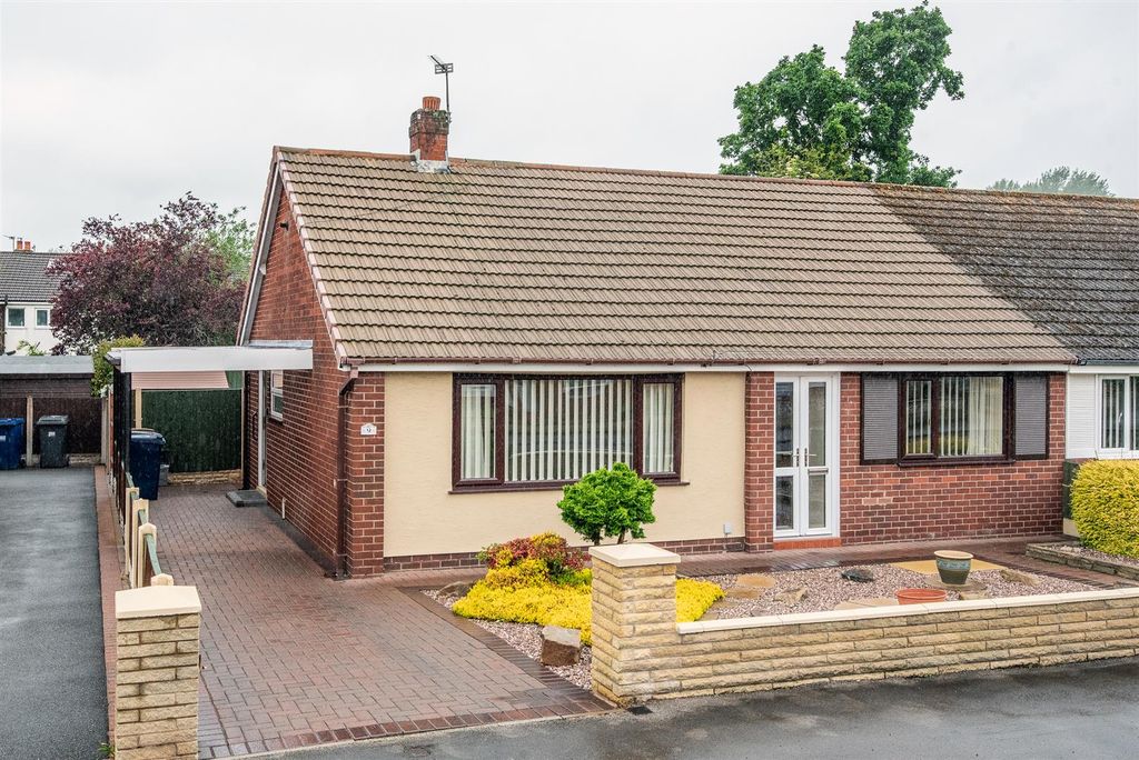 Property photo 1 of 16 Front Ecternal