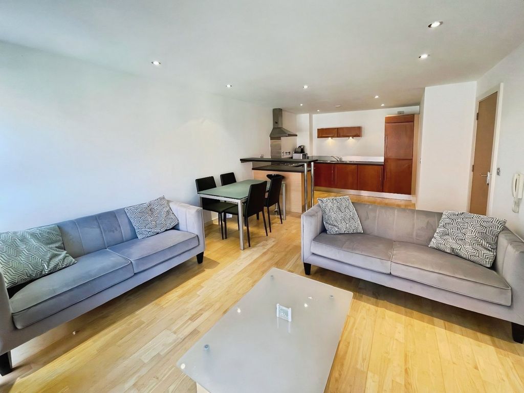 Property photo 2 of 17 Picture No. 45