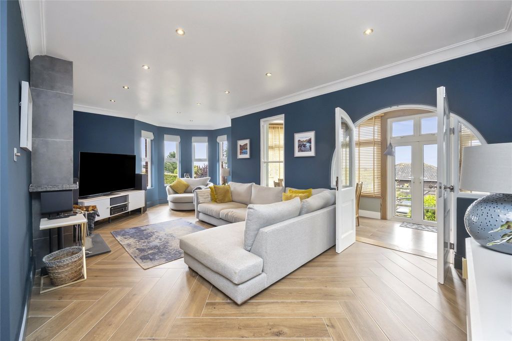 Property photo 2 of 23 Picture No. 23