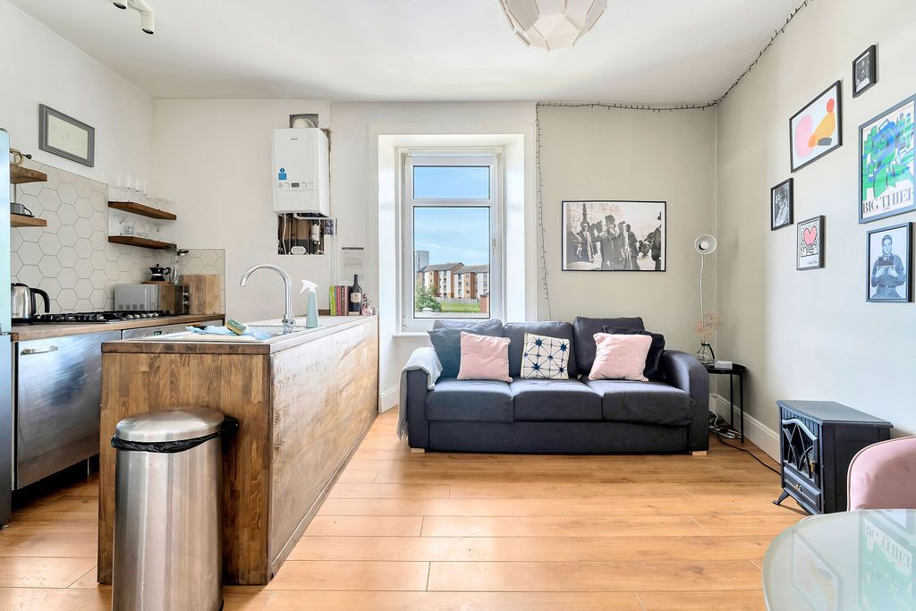 Property photo 1 of 12 Photo 1