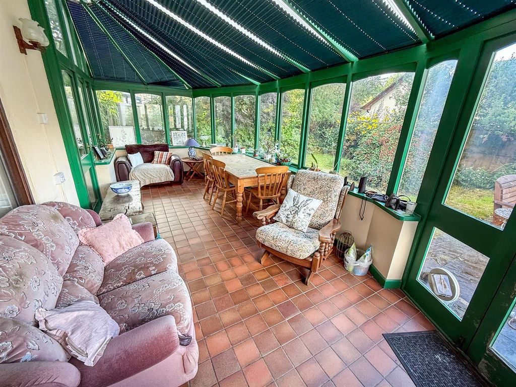 Property photo 2 of 22 Sunroom