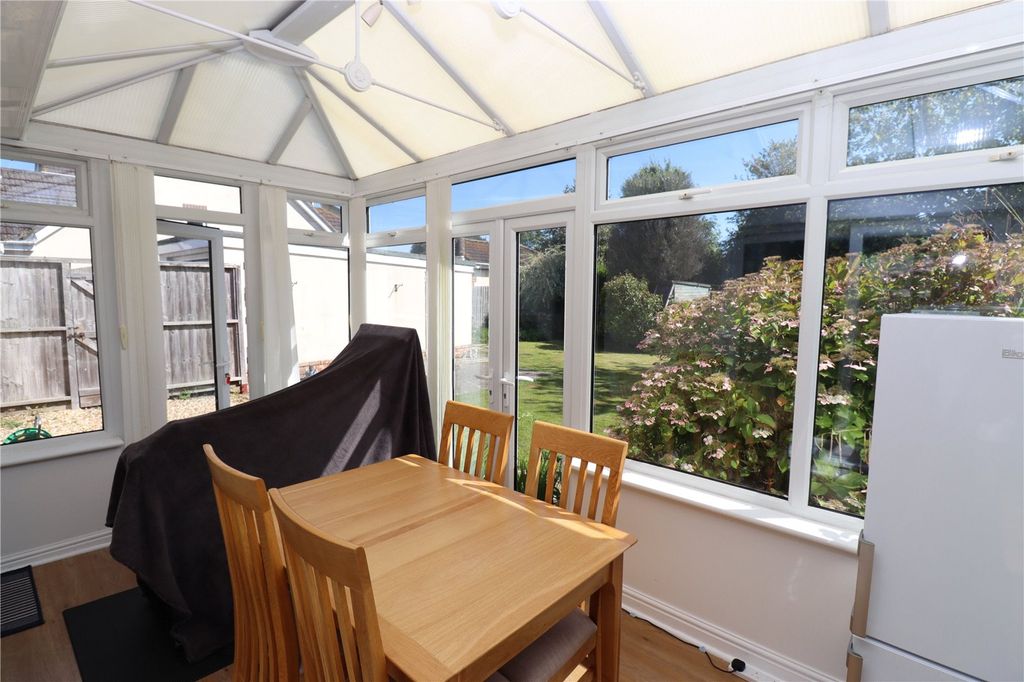 Property photo 3 of 11 Picture No. 08