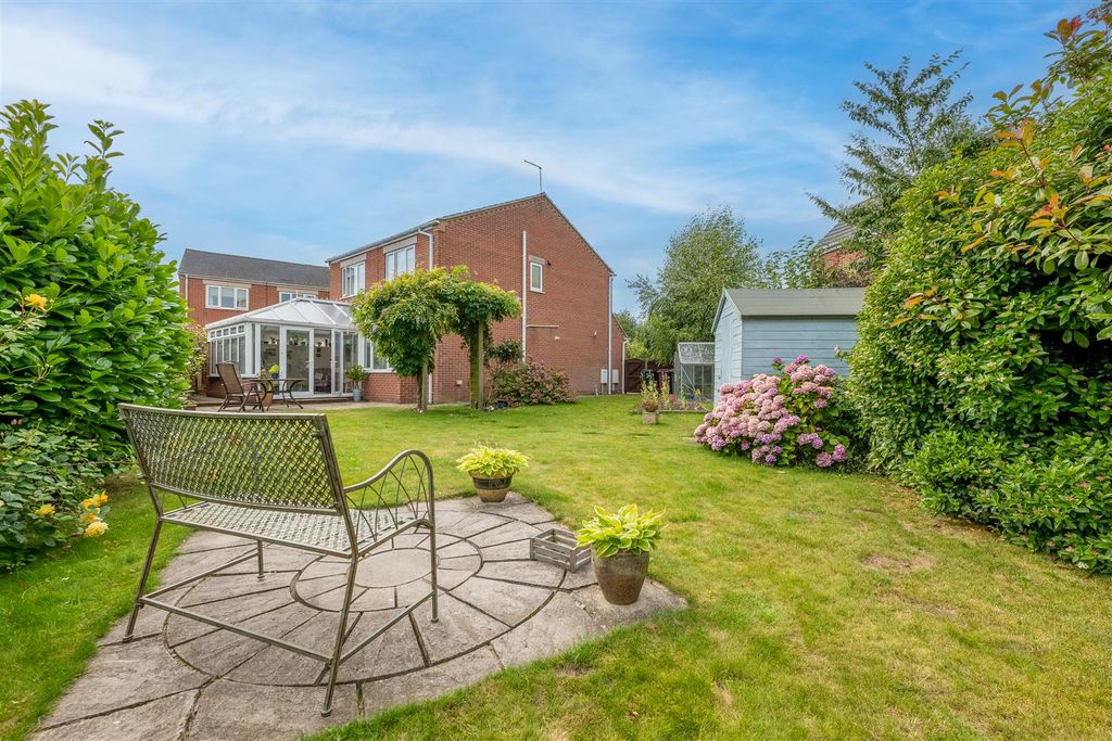 Property photo 2 of 37 P1425470-Hdr-Edit.Jpg