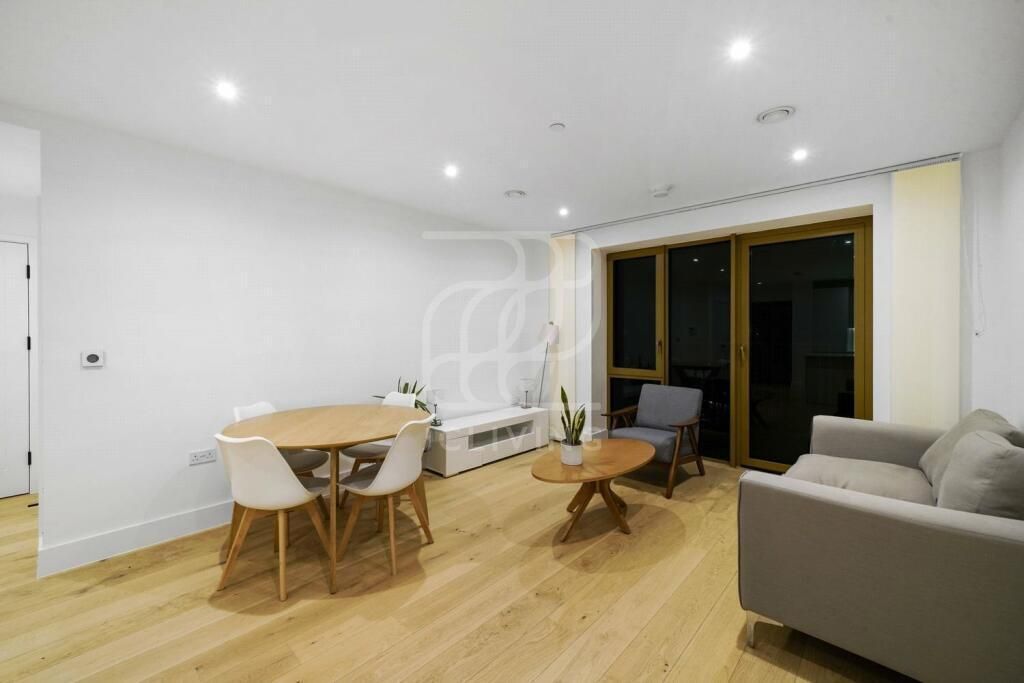 Property photo 2 of 19 4Bbfa9594Fb102Cb86c72Afe3c86d055.Jpg