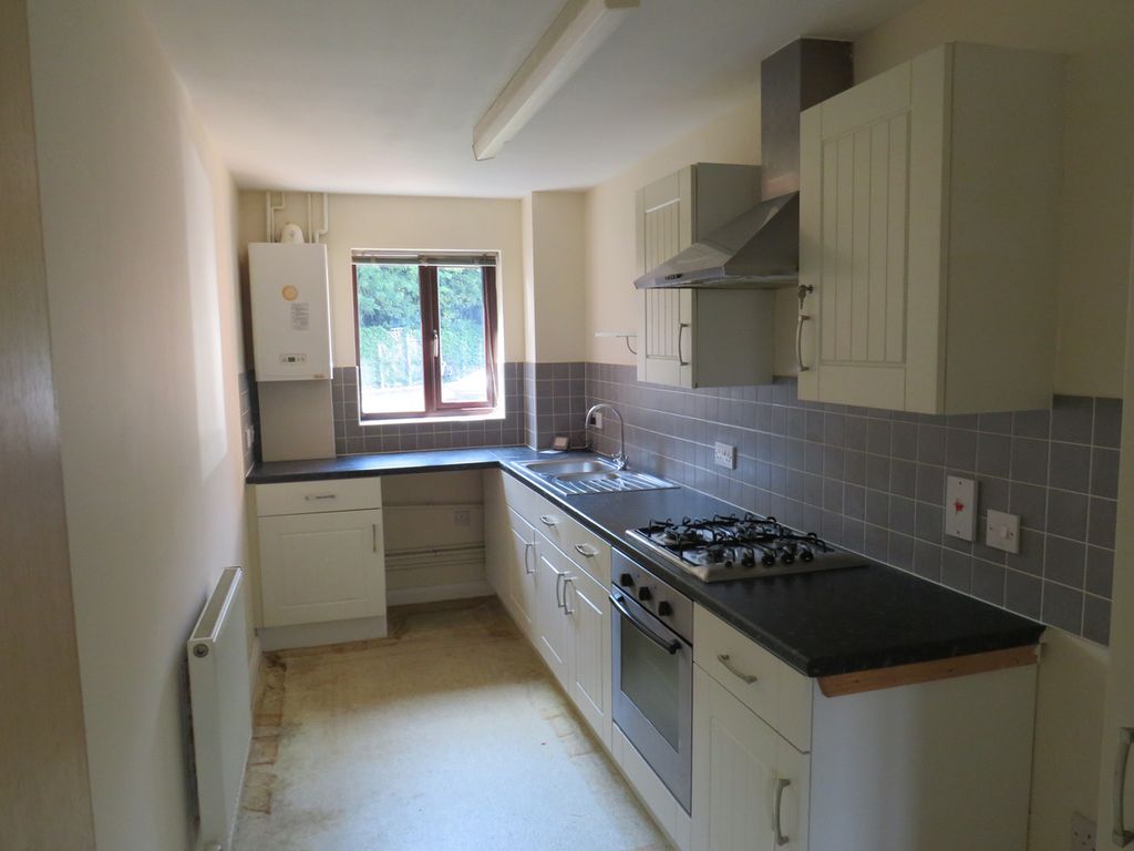 Property photo 3 of 6