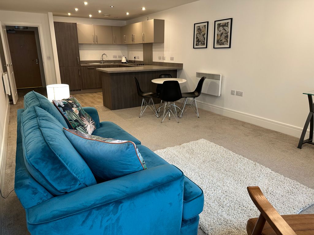 Property photo 3 of 9