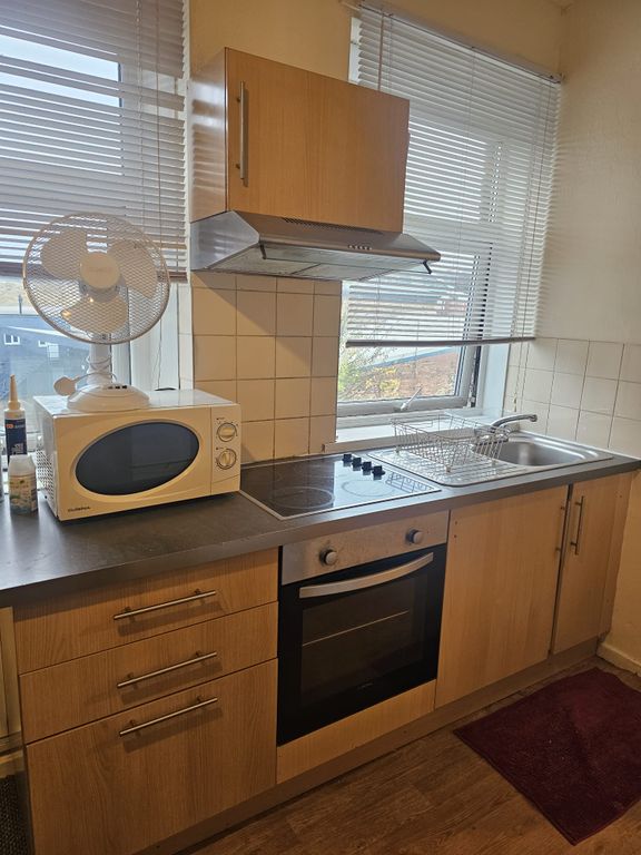 Property photo 3 of 5