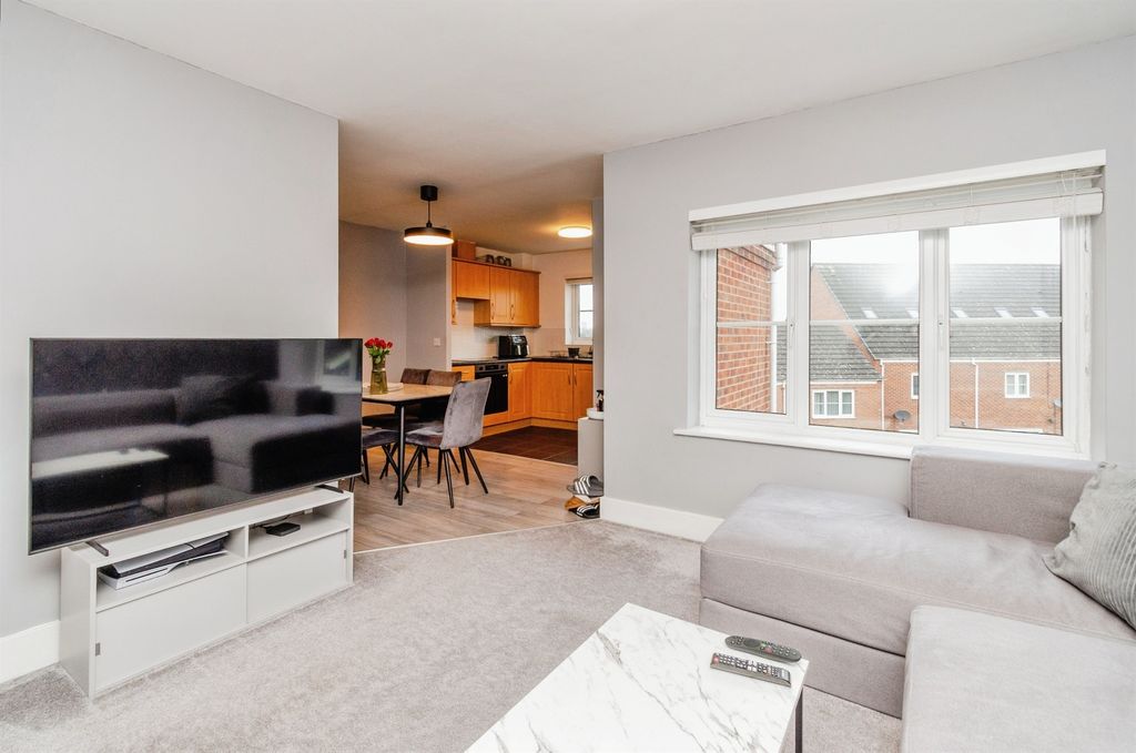 Property photo 2 of 15